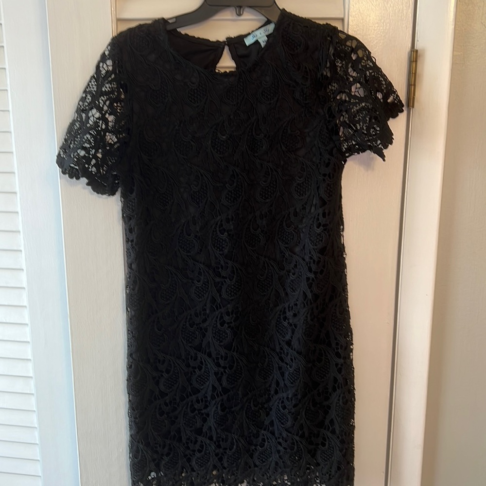Women’s Black Lace Mini Dress